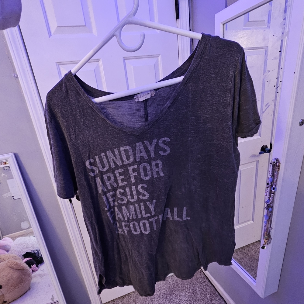 Grey t-shirt
